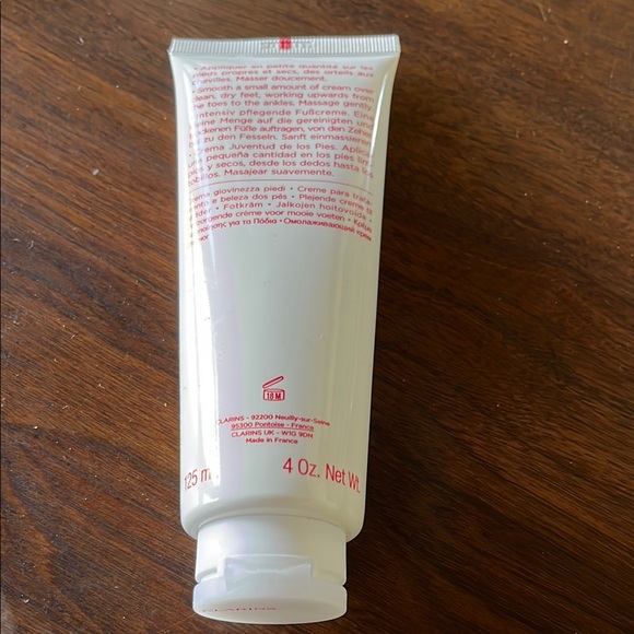 Clarins Foot Beauty Treatment Cream New 4 oz - Picture 3 of 3